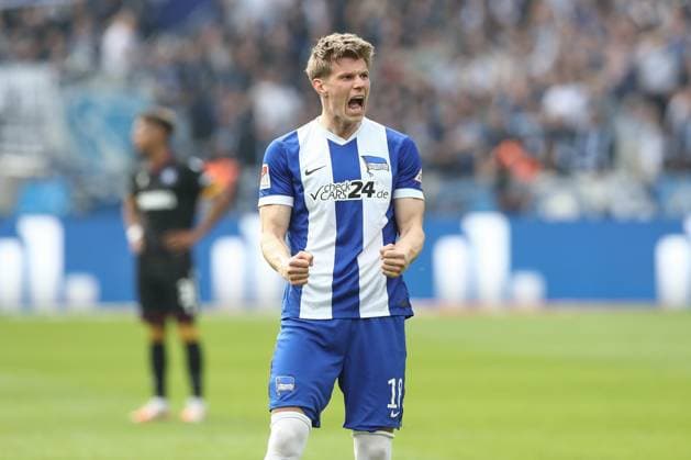 29.03.2025, xtgx, Fussball 2. Bundesliga, Hertha BSC Berlin - Karlsruher SC emspor, v.l. Luca Schuler (Hertha, 18) Jubel, Torjubel, jubelt ueber das Tor, celebrate the goal, celebration (DFL DFB REGULATIONS PROHIBIT ANY USE OF PHOTOGRAPHS as IMAGE SEQUENCES and or QUASI-VIDEO) Berlin