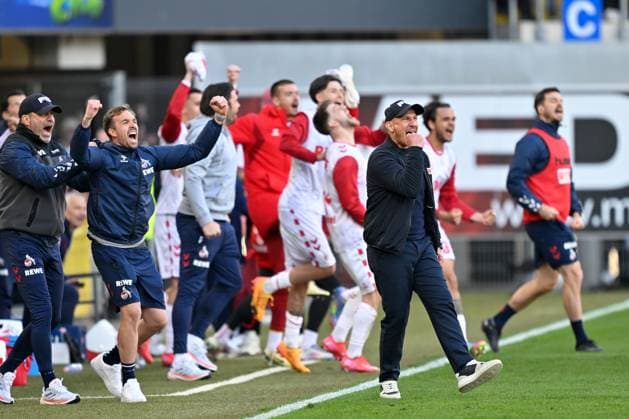 Paderborn, Home Deluxe Arena, 29.03.25, GER, Herren, 2.Bundesliga, Saison 2024-2025, SC Paderborn 07 - 1.FC Koeln Bild: Trainer Gerhard STRUBER (Koeln) DFL regulations prohibit any use of photographs as image sequences and or quasi-video. NRW Deutschland