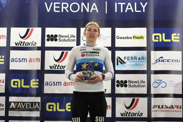 Radsport, BMX, UEC European Cup in Verona - Siegerehrung March 29, 2025, Verona, Veneto, Italy: ZOE CLAESSENS of Switzerland is first in the Women Elite of the UEC BMX European Cup Round 1 in Verona, Italy Verona Italy - ZUMAc179 20250329_zep_c179_022 Copyright: xMickaelxChavetx