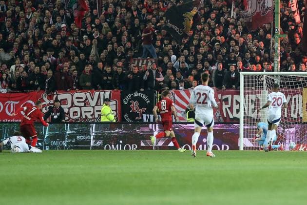 29.03.2025, xrekx, Fussball 2.Bundesliga, 1.FC Kaiserslautern - Fortuna Duesseldorf v.l. Torschuss zum 1:0 durch Marlon Ritter (1.FC Kaiserslautern) (DFL DFB REGULATIONS PROHIBIT ANY USE OF PHOTOGRAPHS as IMAGE SEQUENCES and or QUASI-VIDEO) Kaiserslautern
