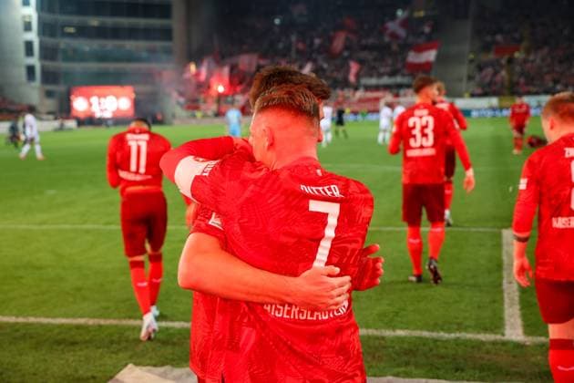 29.03.2025, xmohx, Fussball 2.Bundesliga, 1.FC Kaiserslautern - Fortuna Duesseldorf v.l. Marlon Ritter (Kaiserslautern) bejubelt das 1-0 gemeinsam mit Daniel Hanslik (DFL DFB REGULATIONS PROHIBIT ANY USE OF PHOTOGRAPHS as IMAGE SEQUENCES and or QUASI-VIDEO) Kaiserslautern
