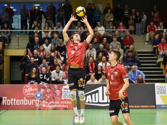 Sam Elgert (TV Rottenburg, 09), rechts Maik Trautmann (TV Rottenburg, 06) TV Rottenburg vs. CERATONIA Volleys Eltmann, Volleyball, 2. Bundesliga Sued, 24. Spieltag, Saison 2024 2025, 29.03.2025, TV Rottenburg vs. CERATONIA Volleys Eltmann, Volleyball, 2. Bundesliga Sued, 24. Spieltag, Saison 2024 2025, 29.03.2025 Rottenburg Copyright: xEibner-Pressefoto RalphxKunzex EP_RKE