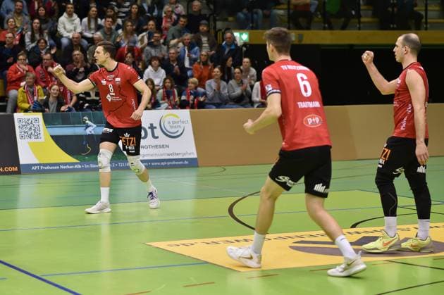 Freude, Jubel, von links Niklas Lichtenauer (TV Rottenburg, 08), Maik Trautmann6 (TV Rottenburg, 06), Moritz Rauber (TV Rottenburg, 02)3 TV Rottenburg vs. CERATONIA Volleys Eltmann, Volleyball, 2. Bundesliga Sued, 24. Spieltag, Saison 2024 2025, 29.03.2025, TV Rottenburg vs. CERATONIA Volleys Eltmann, Volleyball, 2. Bundesliga Sued, 24. Spieltag, Saison 2024 2025, 29.03.2025 Rottenburg Copyright: xEibner-Pressefoto RalphxKunzex EP_RKE