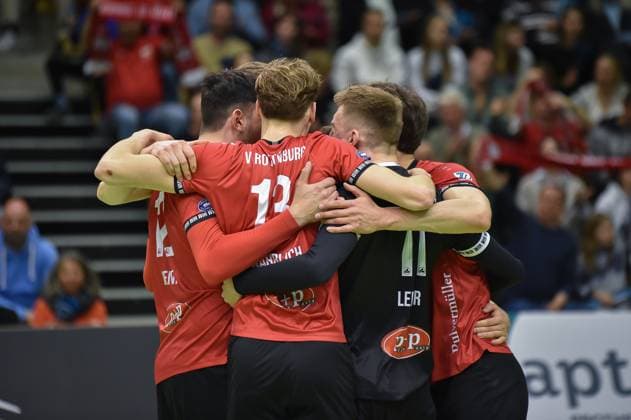 Freude, Jubel TV Rottenburg vs. CERATONIA Volleys Eltmann, Volleyball, 2. Bundesliga Sued, 24. Spieltag, Saison 2024 2025, 29.03.2025, TV Rottenburg vs. CERATONIA Volleys Eltmann, Volleyball, 2. Bundesliga Sued, 24. Spieltag, Saison 2024 2025, 29.03.2025 Rottenburg Copyright: xEibner-Pressefoto RalphxKunzex EP_RKE
