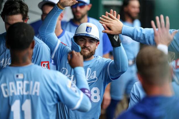 MLB, Baseball Herren, USA 2025: Guardians Vs Royals MAR 29 March 29, 2025: Kansas City Royals center fielder Kyle Isbel (28) celebrates scoring a run with teammates on an RBI single from Kansas City Royals catcher Salvador Perez (13), not shown, during the sixth inning of an MLB baseball game against the Cleveland Guardians at Kauffman Stadium in Kansas City, MO. David Smith CSM (Credit Image: Â David Smith Cal Media) Kansas City Mo United States of America EDITORIAL USE ONLY Copyright: xx ZUMA-20250329_zma_c04_156.jpg DavidxSmithx csmphotothree370388