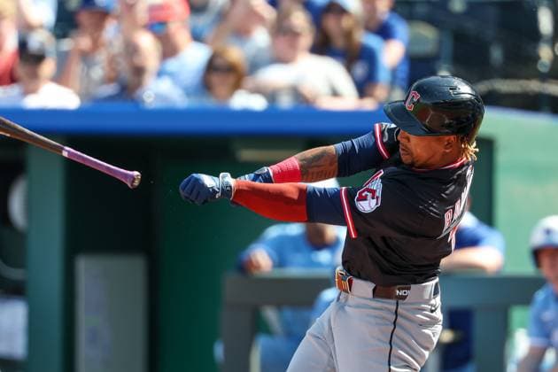 MLB, Baseball Herren, USA 2025: Guardians Vs Royals MAR 29 March 29, 2025: Cleveland Guardians third baseman Jose Ramirez (11) loses his grip on the bat during the first inning of an MLB baseball game against the Kansas City Royals at Kauffman Stadium in Kansas City, MO. David Smith CSM (Credit Image: Â David Smith Cal Media) Kansas City Mo United States of America EDITORIAL USE ONLY Copyright: xx ZUMA-20250329_zma_c04_143.jpg DavidxSmithx csmphotothree370401