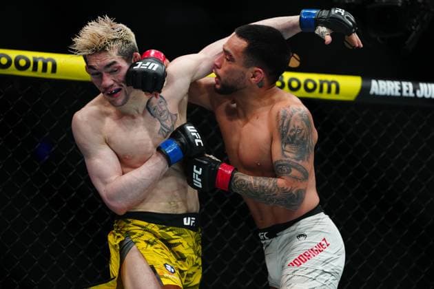 UFC Fight Night - Moreno vs Erceg MEXICO CITY, MEXICO - MARCH 29: Christian Rodriguez and Melquizael Costa meet in the octagon for a 3-round bout at UFC Fight Night - Moreno vs Erceg at Arena CDMX on March 29, 2025 in Mexico City, Mexico (Photo by Louis Grasse PxImages) Mexico City, Mexico Arena CDMX LAS VEGAS, NV United States Copyright: xLouisxGrassex