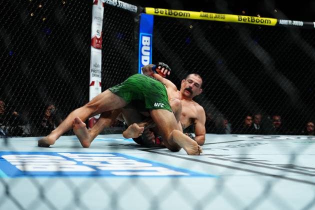 UFC Fight Night - Moreno vs Erceg MEXICO CITY, MEXICO - MARCH 29: Rafa Garcia and Vinc Pichel meet in the octagon for a 3-round bout at UFC Fight Night - Moreno vs Erceg at Arena CDMX on March 29, 2025 in Mexico City, Mexico (Photo by Louis Grasse PxImages) Mexico City, Mexico Arena CDMX LAS VEGAS, NV United States Copyright: xLouisxGrassex