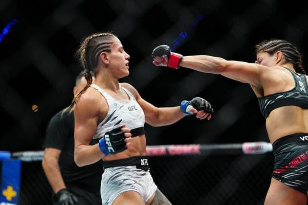 March 29, 2025, Mexico City, Mexico, Las Vegas, Nv, United States: Loopy Godinez and Julia Polastri meet in the octagon for a 3-round bout at UFC Fight Night - Moreno vs Erceg at Arena CDMX on March 29, 2025 in Mexico City, Mexico ( PxImages) Mexico City, Mexico United States - ZUMAp175 20250329_zsa_p175_303 Copyright: xLouisxGrassex