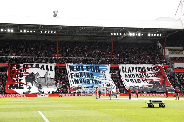 EINDHOVEN - Banner PSV fans during the Dutch Eredivisie match between PSV Eindhoven and AFC Ajax at Phillips Stadium on March 30, 2025 in Eindhoven, Netherlands. ANP MAURICE VAN STEEN Dutch Eredivisie 2024 25 xVIxANPxSportx xxANPxIVx 523426262 originalFilename: 523426262.jpg