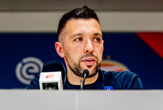 AFC Ajax Amsterdam trainer Francesco Farioli during te press conference, PK, Pressekonferenz after the match the match PSV - Ajax at the Philips stadium for the Dutch Eredivisie season 2024-2025 in EINDHOVEN, Netherlands on 30 march 2025, (photo by Marcel van Dorst EYE4images DeFodi Images)