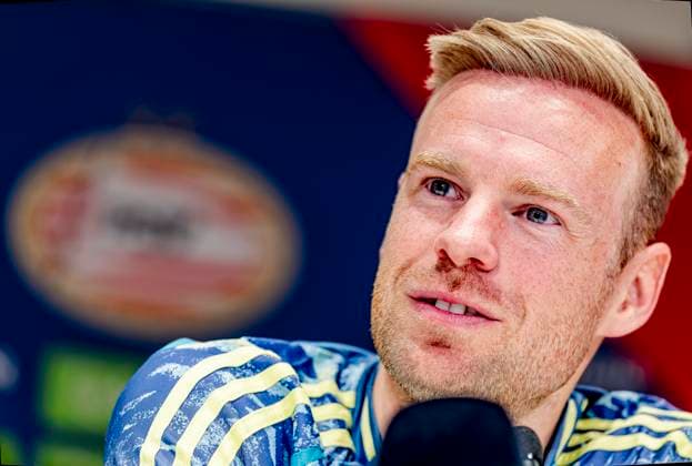AFC Ajax Amsterdam midfielder Davy Klaassen during te press conference, PK, Pressekonferenz after the match the match PSV - Ajax at the Philips stadium for the Dutch Eredivisie season 2024-2025 in EINDHOVEN, Netherlands on 30 march 2025, (photo by Marcel van Dorst EYE4images DeFodi Images)