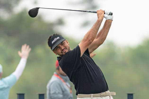 March 30, 2025, Houston, Texas, USA: JASON DAY (AUS) tees off the 10th hole during the final round of the 2025 Texas Children s Houston Open at Memorial Park Golf Course in Houston, Texas, on March 30, 2025. Houston USA - ZUMAp213 20250330_znp_p213_028 Copyright: xLynnxPenningtonx