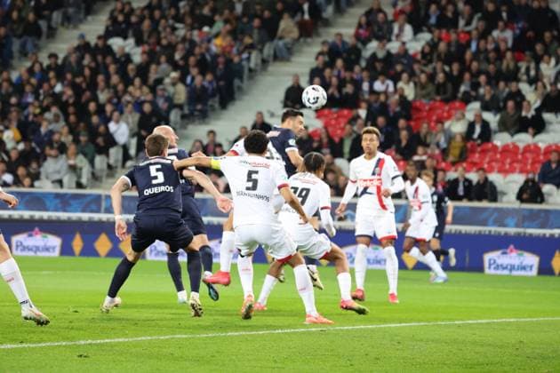FOOTBALL : Dunkerque vs Paris Saint-Germain - Coupe de France demi-finale - 01 04 2025 Ouverture du score et joie des joueurs de Dunkerque sur un but de Vincent SASSO (Dunkerque) lors du match Dunkerque vs Paris Saint-Germain, Coupe de France demi-finale, Decathlon Arena stade Pierre Mauroy Villeneuve d Ascq, le 1 avril 2025 - photo Laurent Sanson PsnewZ  Copyright: xPhotoxLaurentxSansonx xPsnewZx