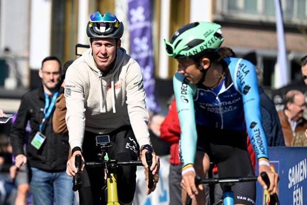 Dwars door Vlaanderen 2025 - Men Elite WAREGEM, BELGIUM - APRIL 02 : Wallays Jelle pictured during the 79th edition of the UCI World Tour Dwars door Vlaanderen Men Elite cycling race with start in Roeselare and finish in Waregem after 184,2 km on April 2, 2025 in Waregem, Belgium, 02 04 2025 ( motor drive Kenny Verfaillie - Waregem Belgium  Copyright: xJanxDexMeuleneirx