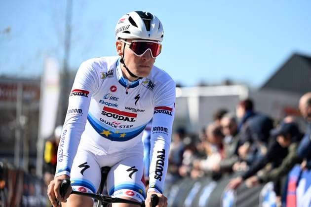 Dwars door Vlaanderen 2025 - Men Elite WAREGEM, BELGIUM - APRIL 02 : Merlier Tim (BEL) of Soudal - Quick Step pictured during the 79th edition of the UCI World Tour Dwars door Vlaanderen Men Elite cycling race with start in Roeselare and finish in Waregem after 184,2 km on April 2, 2025 in Waregem, Belgium, 02 04 2025 ( motor drive Kenny Verfaillie - Waregem Belgium  Copyright: xJanxDexMeuleneirx