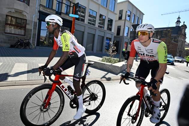 Dwars door Vlaanderen 2025 - Men Elite WAREGEM, BELGIUM - APRIL 02 : Girmay Biniam (ERI) of Intermarche - Wanty pictured during the 79th edition of the UCI World Tour Dwars door Vlaanderen Men Elite cycling race with start in Roeselare and finish in Waregem after 184,2 km on April 2, 2025 in Waregem, Belgium, 02 04 2025 ( motor drive Kenny Verfaillie - Waregem Belgium  Copyright: xJanxDexMeuleneirx