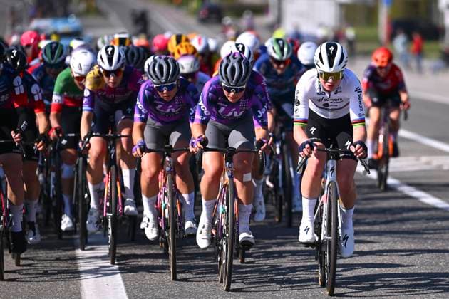 Dwars door Vlaanderen 2025 - Women Elite WAREGEM, BELGIUM - APRIL 02 : Kopecky Lotte (BEL) of Team SD Worx - Protime during the Women Elite UCI 1.Pro Flanders Classics Dwars door Vlaanderen Women cycling race with start in Waregem and finish in Waregem (128,5 km) on April 02, 2025 in Waregem, Belgium, 02 04 2025 ( Motordriver Tom Van De Maele & Waregem Belgium  Copyright: xTomasxSiskx