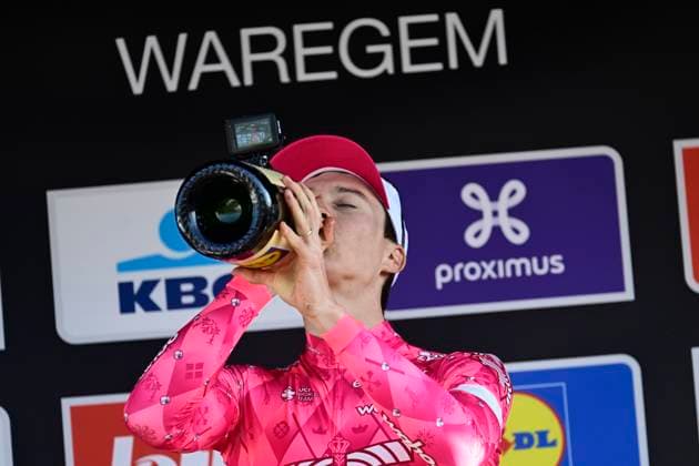 Dwars door Vlaanderen 2025 - Men Elite WAREGEM, BELGIUM - APRIL 02 : Powless Neilson (USA) of EF Education - EasyPost pictured during the podium ceremony of the 79th edition of the UCI World Tour Dwars door Vlaanderen Men Elite cycling race with start in Roeselare and finish in Waregem after 184,2 km on April 2, 2025 in Waregem, Belgium, 02 04 2025 ( motor drive Kenny Verfaillie - Waregem Belgium  Copyright: xPeterxDexVoechtx