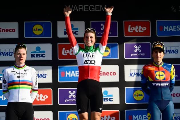 Dwars door Vlaanderen 2025 - Women Elite WAREGEM, BELGIUM - APRIL 02 : Kopecky Lotte (BEL) of Team SD Worx - Protime, Longo Borghini Elisa (ITA) of UAE Team ADQ and Balsamo Elisa (ITA) of Lidl - Trek pictured during the podium ceremony of the 14th edition of the UCI Women s World Tour Dwars door Vlaanderen Women Elite cycling race with start and finish in Waregem after 128,5 km on April 2, 2025 in Waregem, Belgium, 02 04 2025 ( motor driver - Waregem Belgium  Copyright: xPeterxDexVoechtx