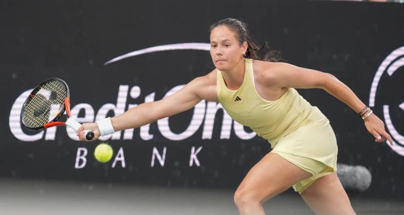 TENNIS 2025: Credit One Charleston Open APRIL 02 April 2, 2025: Daria Kasatkina (RUS) defeated Lauren Davis (USA) 6-1, 6-1 at the Credit One Charleston Open being played at in Charleston, South Carolina USA ÂLeslie Billman Tennisclix (Credit Image: Leslie Billman Cal Media) Charleston South Carolina USA EDITORIAL USE ONLY Copyright: xx ZUMA-20250402_zma_c04_012.jpg LesliexBillmanx csmphotothree372057