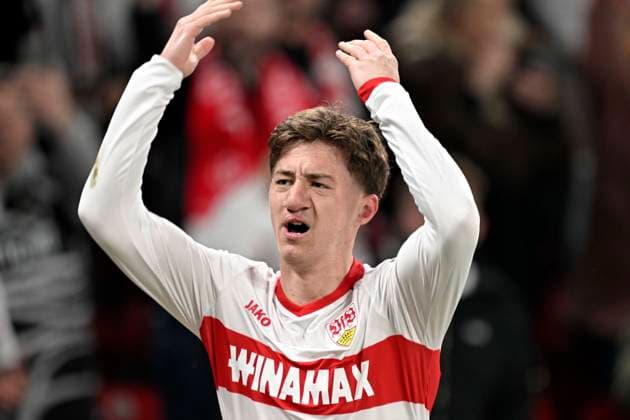 Sport Bilder des Tages 02.04.2025, Fussball DFB-Pokal 2024 2025, Halbfinale, VfB Stuttgart - RB Leipzig, in der MHP-Arena Stuttgart, Angelo Stiller (Stuttgart) jubelt.