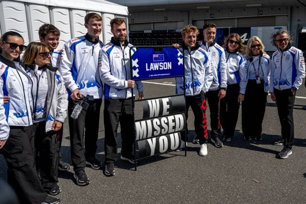 Sport Bilder des Tages SUZUKA, JAPAN: Liam Lawson, racing for the Racing Bulls team during the 2025 Formula 1 Japanese Grand Prix at the Suzuka International Racing Course in Suzuka, Japan