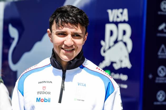 F1 - JAPANESE GRAND PRIX 2025 HADJAR Isack (fra), Visa Cash App RB F1 Team VCARB02, portrait during the Formula 1 Lenovo Japanese Grand Prix 2025, 3rd round of the 2025 FIA Formula One World Championship, WM, Weltmeisterschaft from April 4 to 6, 2025 on the Suzuka Circuit, in Suzuka, Japan - SuzukaJapan  Copyright: xFLORENTxGOODENx