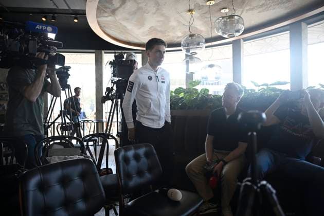 Ronde van Vlaanderen 2025 press conference, PK, Pressekonferenz OUDENAARDE, BELGIUM - April 3 : Pogacar Tadej (SLO) of UAE Team Emirates - XRG talking to the press during a press conference prior to the 109th edition of the Ronde van Vlaanderen, an UCI World Tour cycling race for Men Elite with start in Bruges and finish in Oudenaarde after 268,9 km on April 3, 2025 in Oudenaarde, Belgium, 03 04 2025 Oudenaarde Belgium  Copyright: xNicoxVereeckenx