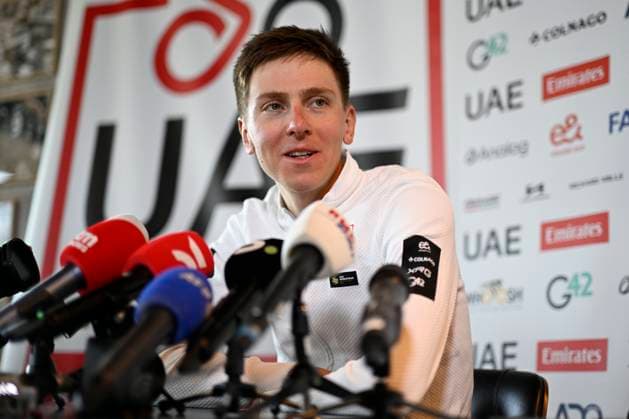 Sport Bilder des Tages Ronde van Vlaanderen 2025 press conference, PK, Pressekonferenz OUDENAARDE, BELGIUM - April 3 : Pogacar Tadej (SLO) of UAE Team Emirates - XRG talking to the press during a press conference prior to the 109th edition of the Ronde van Vlaanderen, an UCI World Tour cycling race for Men Elite with start in Bruges and finish in Oudenaarde after 268,9 km on April 3, 2025 in Oudenaarde, Belgium, 03 04 2025 Oudenaarde Belgium  Copyright: xNicoxVereeckenx