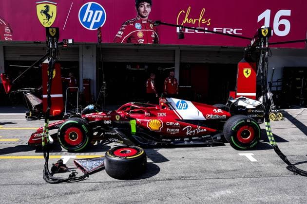F1 - JAPANESE GRAND PRIX 2025 Scuderia Ferrari car presentation during the Formula 1 Lenovo Japanese Grand Prix 2025, 3rd round of the 2025 FIA Formula One World Championship, WM, Weltmeisterschaft from April 4 to 6, 2025 on the Suzuka Circuit, in Suzuka, Japan - SuzukaJapan  Copyright: xEricxAlonsox