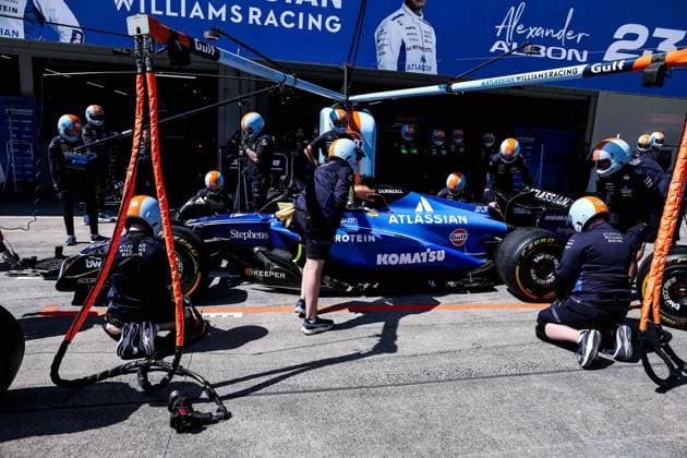 F1 - JAPANESE GRAND PRIX 2025 Williams Racing, car presentation during the Formula 1 Lenovo Japanese Grand Prix 2025, 3rd round of the 2025 FIA Formula One World Championship, WM, Weltmeisterschaft from April 4 to 6, 2025 on the Suzuka Circuit, in Suzuka, Japan - SuzukaJapan  Copyright: xEricxAlonsox