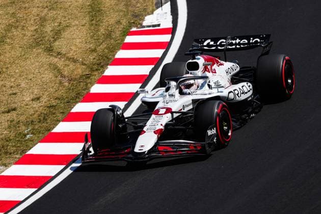 F1 - JAPANESE GRAND PRIX 2025 01 VERSTAPPEN Max (nld), Red Bull Racing RB21, action during the Formula 1 Lenovo Japanese Grand Prix 2025, 3rd round of the 2025 FIA Formula One World Championship, WM, Weltmeisterschaft from April 4 to 6, 2025 on the Suzuka Circuit, in Suzuka, Japan - SuzukaJapan  Copyright: xANTONINxVINCENTx