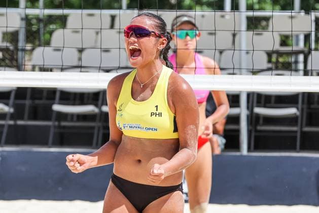 (250404) -- LAGUNA PROVINCE, April 4, 2025 -- Khylem Harl Progella (front) reacts after scoring during the women s round of 16 match between Yan Xu Zhou Mingli of China and Khylem Harl Progella Sofiah Shanine Pagara of the Philippines in the AVC Beach volleyball, Beachvolleyball Tour 2nd Nuvali Open in Laguna Province, the Philippines, April 4, 2025. ) (SP)PHILIPPINES-LAGUNA PROVINCE-BEACH VOLLEYBALL-TOUR-2ND NUVALI OPEN-WOMEN RouellexUmali 