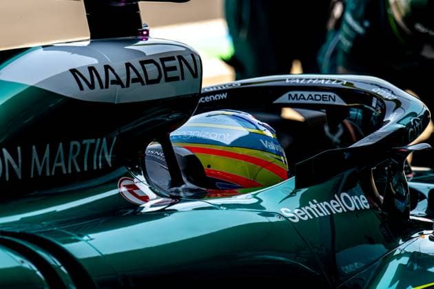 SUZUKA, JAPAN: Fernando Alonso, racing for the Aston Martin F1 team during the 2025 Formula 1 Japanese Grand Prix at the Suzuka International Racing Course in Suzuka, Japan