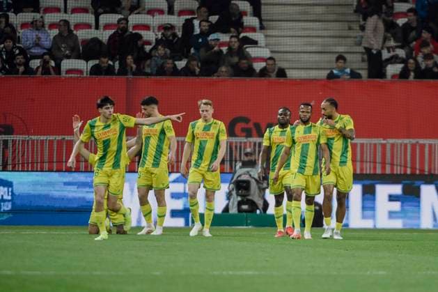 FOOTBALL : NICE vs NANTES - ligue 1 - 4 4 25 FC Nantes s team after scoring - French L1 football match between OGC Nice and FC Nantes at Allianz Riviera Stadium of Nice, south France, on April 4, 2025. NICEFrance  Copyright: xfredxDIDES psnewzx