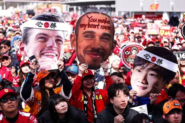 F1 - JAPANESE GRAND PRIX 2025 Japanese fans during the Formula 1 Lenovo Japanese Grand Prix 2025, 3rd round of the 2025 FIA Formula One World Championship, WM, Weltmeisterschaft from April 4 to 6, 2025 on the Suzuka Circuit, in Suzuka, Japan - SuzukaJapan  Copyright: xEricxAlonsox
