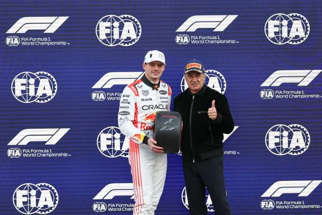 F1 Grand Prix Of Japan - Qualifying Max Verstappen of the Netherlands and Oracle Red Bull Racing celebrates his pole with Jean Alesi during qualifying ahead of the F1 Grand Prix of Japan at Suzuka Circuit in Suzuka, Japan, on April 5, 2025. Suzuka Mie Japan  Copyright: xPaddockerx originalFilename:paddocker-f1grandp250405_npMQm.jpg