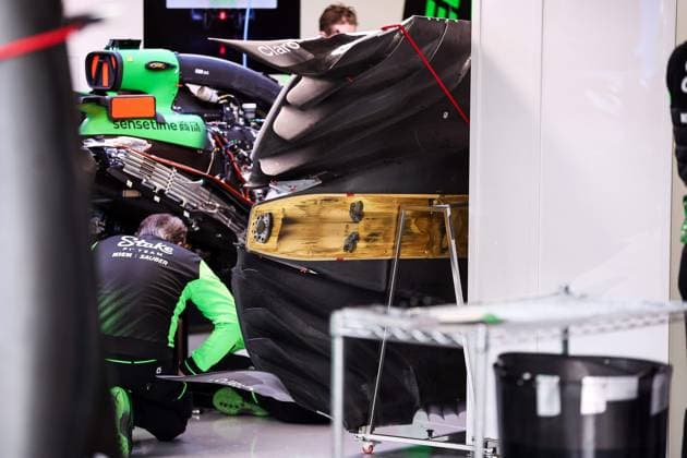 F1 - JAPANESE GRAND PRIX 2025 Stake F1 Team Kick C45, mechanical detail floor during the Formula 1 Lenovo Japanese Grand Prix 2025, 3rd round of the 2025 FIA Formula One World Championship, WM, Weltmeisterschaft from April 4 to 6, 2025 on the Suzuka Circuit, in Suzuka, Japan - SuzukaJapan  Copyright: xEricxAlonsox