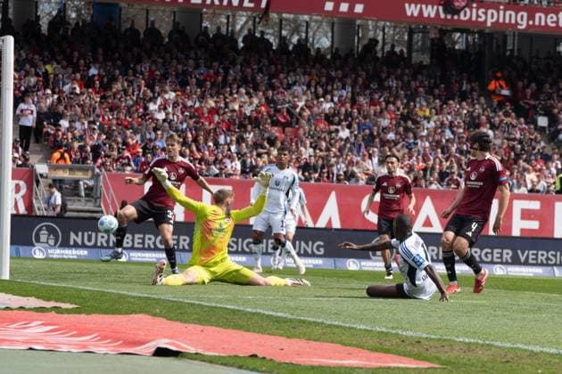 05.04.2025, xhfmx, Fussball 2.Bundesliga, 1. FC Nuernberg - Hamburger SV Jean-Luc Dompe (Hamburger SV) erzielt das 2:0 gegen den 1.FC Nürnberg. (DFL DFB REGULATIONS PROHIBIT ANY USE OF PHOTOGRAPHS as IMAGE SEQUENCES and or QUASI-VIDEO) Nuernberg