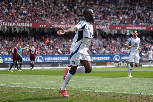 05.04.2025, xhfmx, Fussball 2.Bundesliga, 1. FC Nuernberg - Hamburger SV Jean-Luc Dompe (Hamburger SV) bejubelt sein zweites Tor zum 2:0 gegen den 1.FC Nürnberg. Tor, Goal, Jubel, Celebration (DFL DFB REGULATIONS PROHIBIT ANY USE OF PHOTOGRAPHS as IMAGE SEQUENCES and or QUASI-VIDEO) Nuernberg