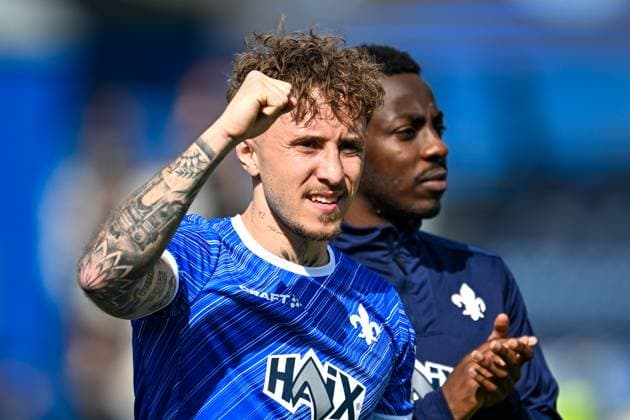 Luca Marseiler (SV Darmstadt 98, 08) jubelt nach dem Spiel, GER, SV Darmstadt 98 vs. SpVgg Greuther Fuerth, 2. Bundesliga, Fussball, 28. Spieltag, Saison 2024 2025, 05.04.2025. DFL REGULATIONS PROHIBIT ANY USE OF PHOTOGRAPHS as IMAGE SEQUENCES and or QUASI-VIDEO. GER, SV Darmstadt 98 vs. SpVgg Greuther Fuerth, 2. Bundesliga, Fussball, 28. Spieltag, Saison 2024 2025, 05.04.2025. Darmstadt