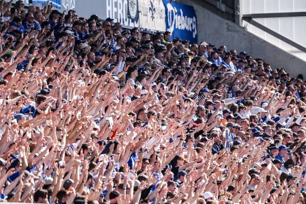 2025.04.05 xJFAx 2.Bundesliga SV Darmstadt 98 - SpVgg Greuther Fürth v.l., SV Darmstadt 98 Fans,Stimmung, Schals, Trikots, Emotionen (DFL DFB REGULATIONS PROHIBIT ANY USE OF PHOTOGRAPHS as IMAGE SEQUENCES and or QUASI-VIDEO)