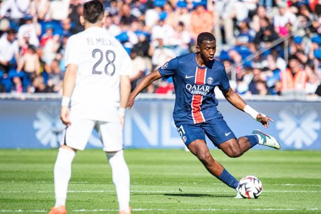 FOOTBALL Paris SG vs Angers SCO - Ligue 1 - JournÃ e 28 - 05 04 2025 Willian Pacho (Paris SG) ParisFrance  Copyright: xBaptistexAutissierx
