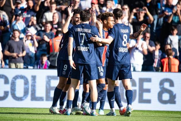FOOTBALL Paris SG vs Angers SCO - Ligue 1 - JournÃ e 28 - 05 04 2025 Joie des joueurs du Paris SG aprÃ s le but de Desire Doue (Paris SG) ParisFrance  Copyright: xBaptistexAutissierx