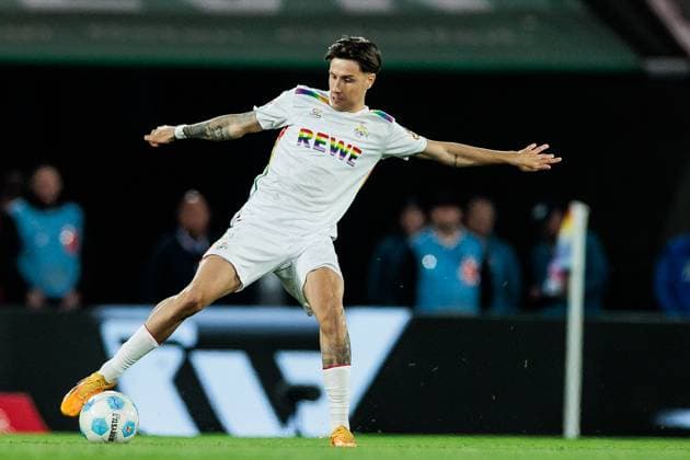 2. Fußball Bundesliga: 1. FC Köln - Hertha BSC Berlin; 05.04.2025 Denis Huseinbasic (1. FC Köln, 8) am Ball 2. Fußball Bundesliga, 1. FC Köln - Hertha BSC Berlin, Köln, RheinEnergiestadion am 05.04.2025 DFL REGULATIONS PROHIBIT ANY USE OF PHOTOGRAPHS AS IMAGE SEQUENCES AND OR QUASI-VIDEO.