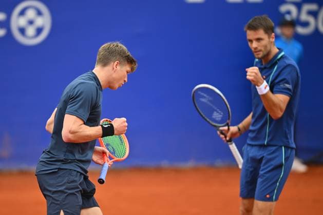Tiriac Open 2025 - Bucharest ATP, Tennis Herren 250 Andre Goransson of Sweden and Sem Verbeek of the Netherlands play against Jamie Murray of Great Britain and Adam Pavlasek of the Czech Republic during the Tiriac Open doubles match in Bucharest, Romania, on April 4, 2025. Bucharest Romania  Copyright: xAlexxNicodimx originalFilename:nicodim-tiriacop250405_npUVF.jpg