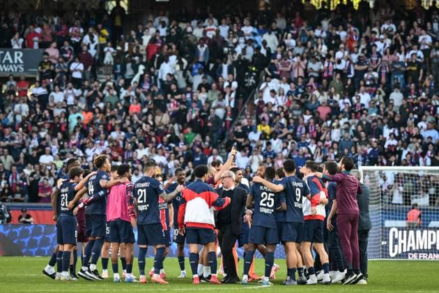 PSG celebrates Ligue 1 winning - FA Paris Saint-Germain celebrates the winning of the French Ligue 1 after the football match against Angers SCO at the Parc des Princes stadium in Paris on Avril 5, 2025. Photo by Firas Abdullah ABACAPRESS.COM Paris Île-de-France France  Copyright: xAbdullahxFiras ABACAx