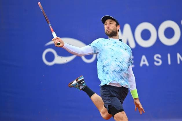 Tiriac Open 2025 - Bucharest ATP, Tennis Herren 250 Sander Gille of Belgium and Jan Zielinski of Poland play against Jakob Schnaitter and Mark Wallner of Germany during the Tiriac Open doubles match in Bucharest, Romania, on April 4, 2025. Bucharest Romania  Copyright: xAlexxNicodimx originalFilename:nicodim-tiriacop250405_npzMv.jpg