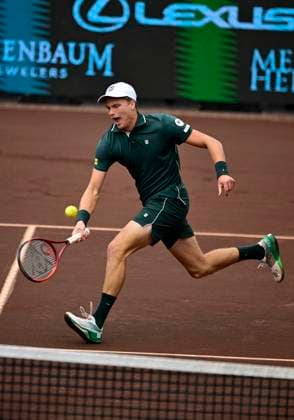 April 5, 2025, Houston, Tx, United States of America: JENSON BROOKSBY during the quarter finals between Tommy Paul (USA) and Jenson Brooksby (USA) in the Men s Clay Court Championships on April 3, 2025 at the River Oaks Country Club in Houston, Texas. Houston United States of America - ZUMAw132 20250405_zap_w132_044 Copyright: xTomxWalkox